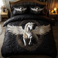 Elegant White Horse 3-Piece Quilted Bedding Set GFTOTP8458