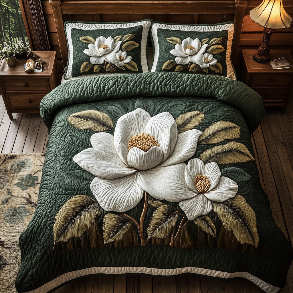 Delicate Magnolia Whisper 3-Piece Quilted Bedding Set GFTOHD4168