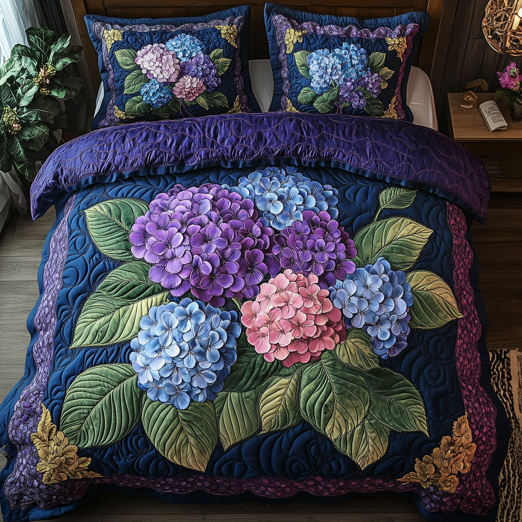 Hydrangea Bloom Elegance 3-Piece Quilted Bedding Set GFTOHD5259